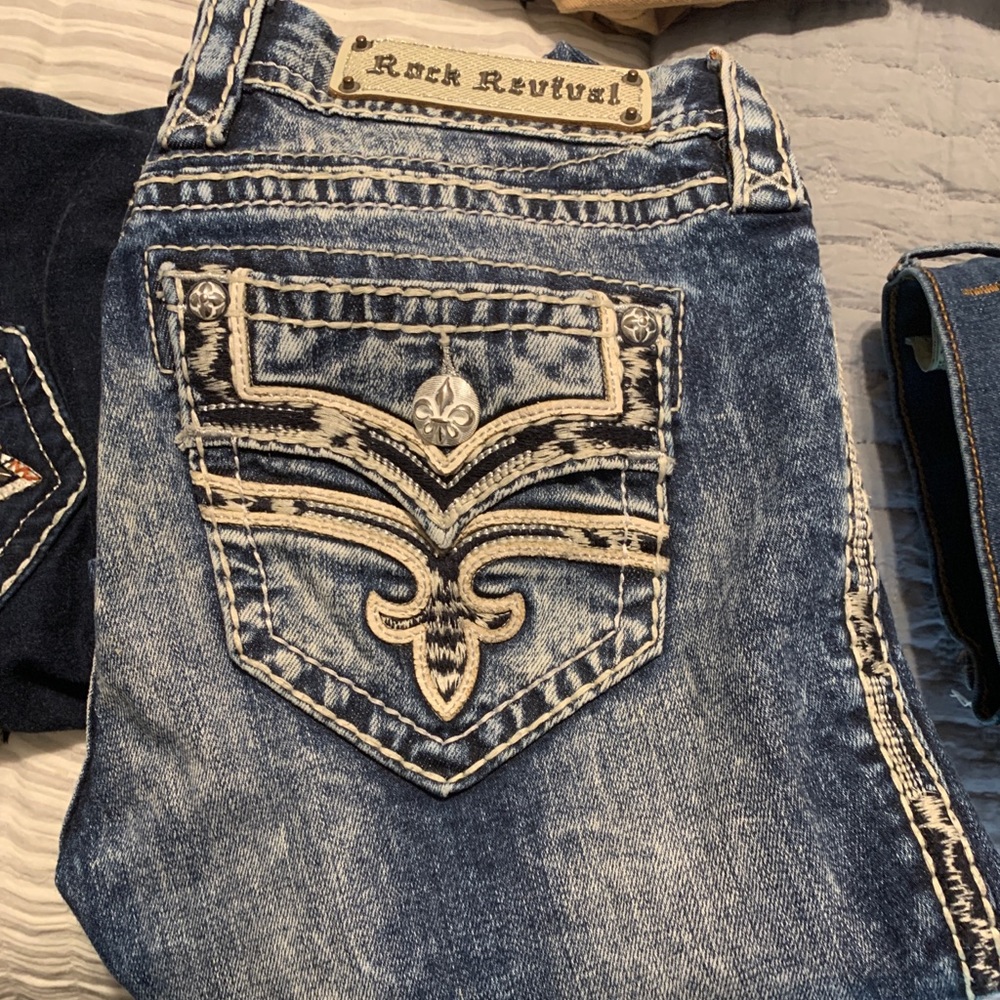 Rock Revival skinny jeans.